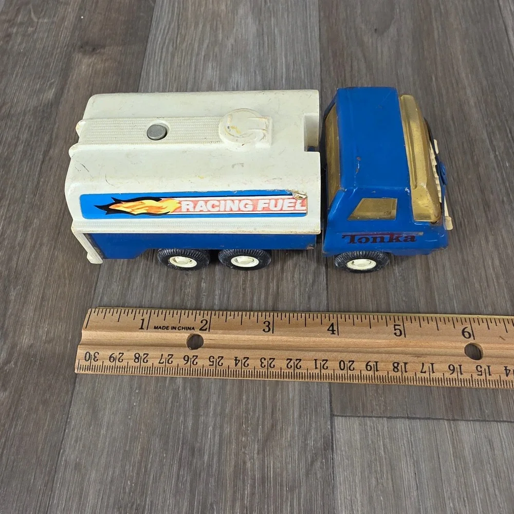 Vintage Tonka Racing Fuel Tanker Truck Pressed Steel Blue White Model 55010 6